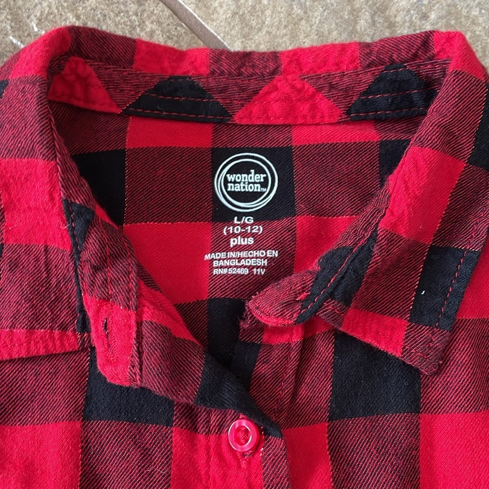 + WONDER NATION + Girls Buffalo Plaid Button Down Shirt - Picture 5 of 7